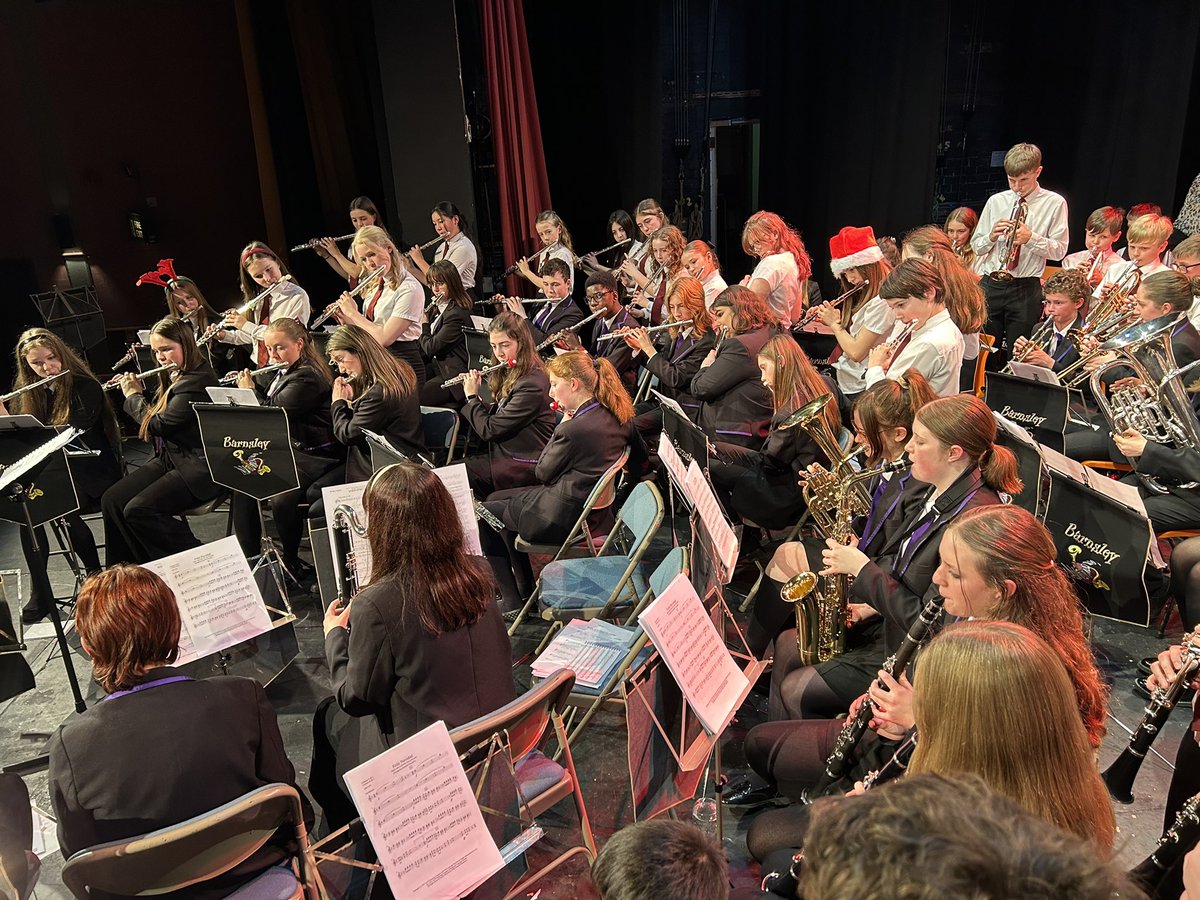 BarnsWindBands's tweet photo. Thank you to everyone who attended our Christmas Concert. Huge well done to all bands members who performed, we are so proud of you! 

Thanks goodness we had the stage extension for our massed finale! #PenistoneParamount

Merry Christmas everyone 🎄🎶
@Barnsleymushub https://t.co/WixKgHJ40n