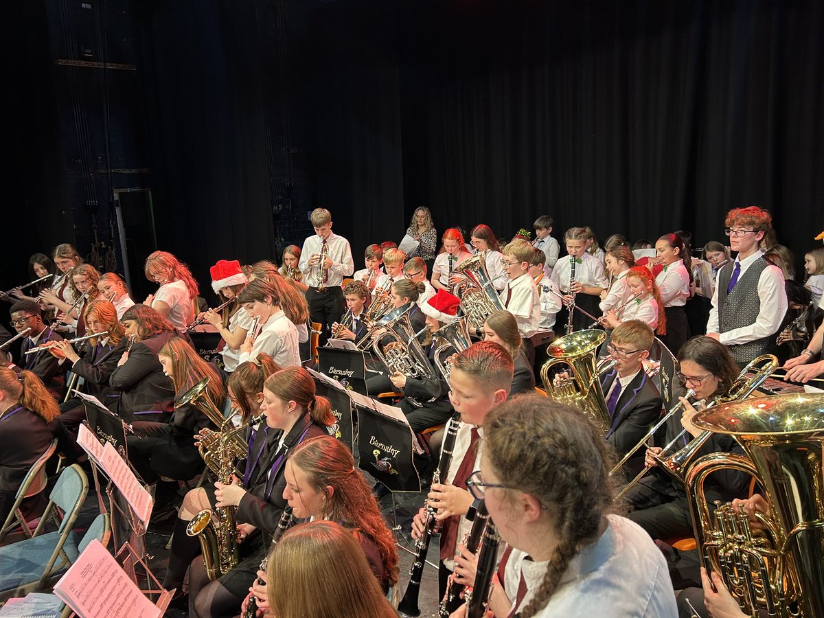 BarnsWindBands's tweet photo. Thank you to everyone who attended our Christmas Concert. Huge well done to all bands members who performed, we are so proud of you! 

Thanks goodness we had the stage extension for our massed finale! #PenistoneParamount

Merry Christmas everyone 🎄🎶
@Barnsleymushub https://t.co/WixKgHJ40n