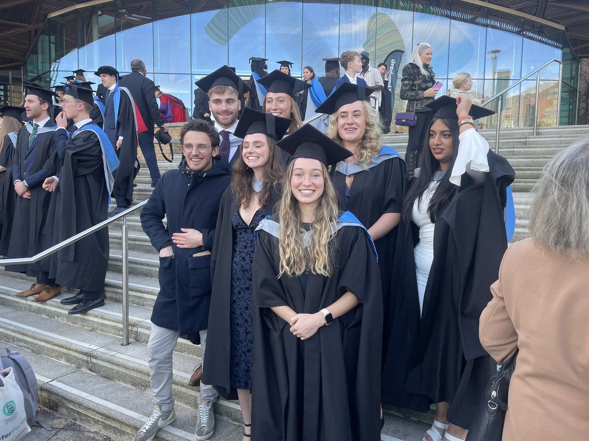 Emma Dempster (@elkyd) on Twitter photo Congratulations to the first cohort to graduate from the University of Exeter MSc Neuroscience course <a href="/ExeterMed/">Exeter Med School</a> <a href="/ExeterNeuro/">Exeter Neuroscience</a> Congratulations to the first cohort to graduate from the University of Exeter MSc Neuroscience course <a href="/ExeterMed/">Exeter Med School</a> <a href="/ExeterNeuro/">Exeter Neuroscience</a>