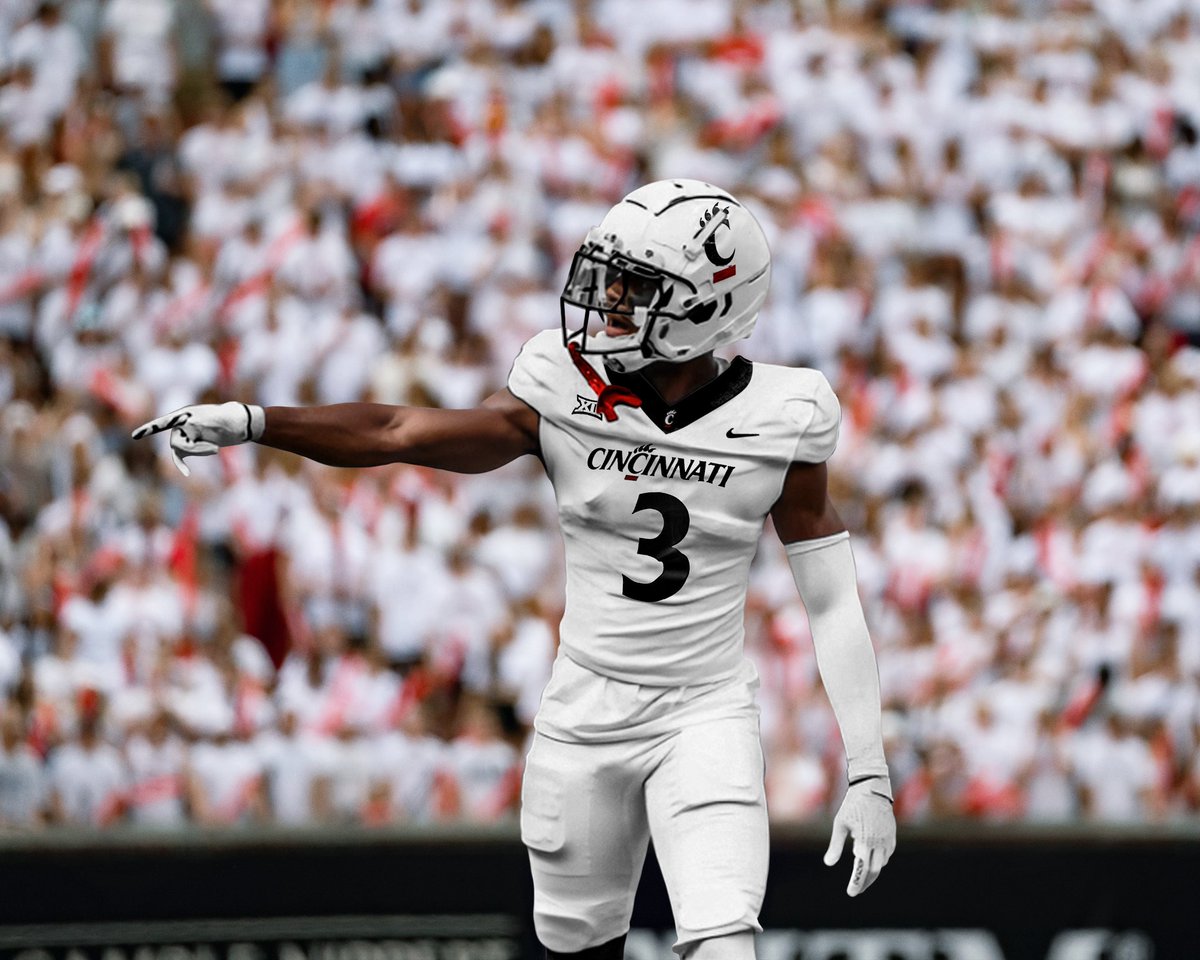 <a href="/GoBEARCATS/">Cincinnati Bearcats</a> <a href="/CoachStingley/">Vijay Stingley</a>
