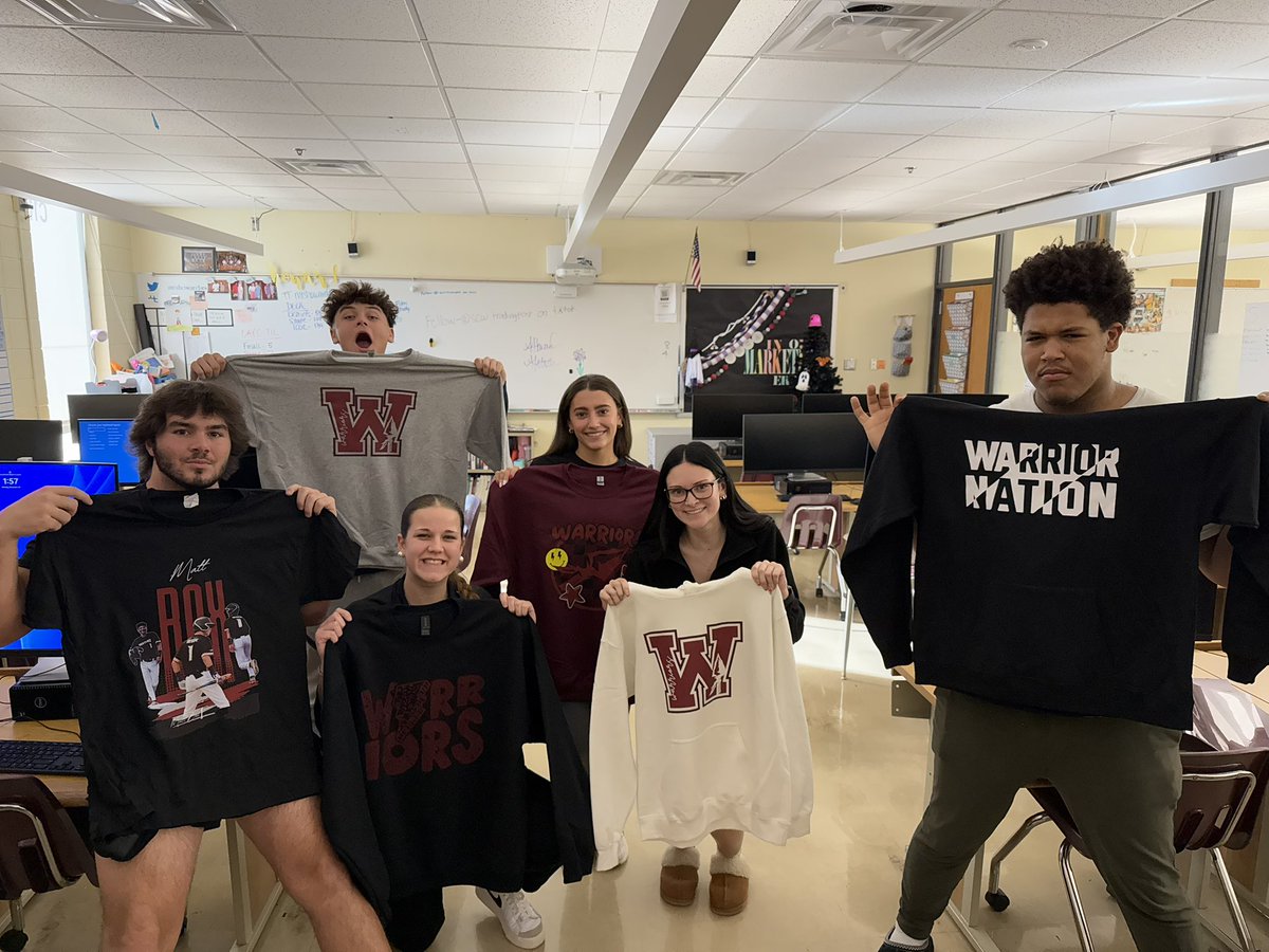 SCWDeca's tweet image. If you ordered merch get ready! Coming to you this week! #spiritwear #modeca