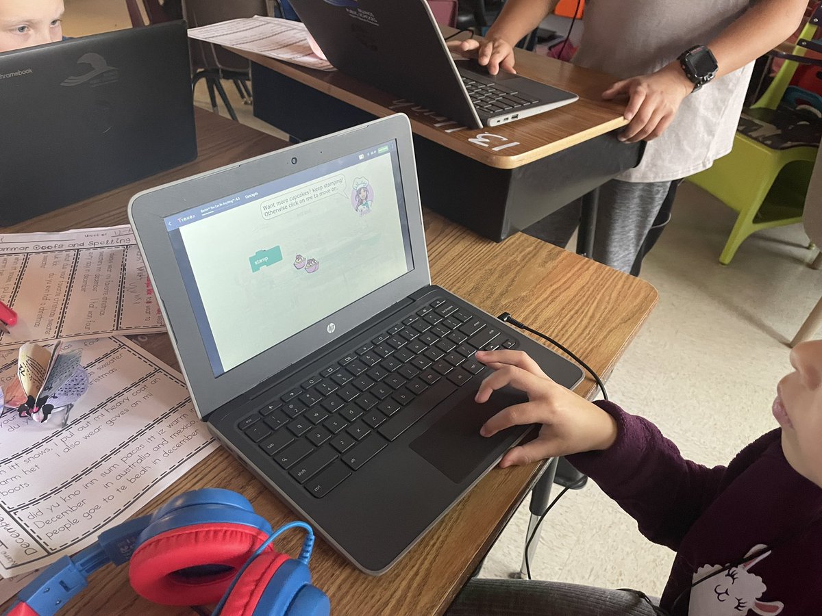 TraciPiltz's tweet image. These 3rd graders persevered and used critical thinking and problem solving skills to participate in the #HourofCode 🙌🏻 

➡️ hourofcode.com/us/learn 

Some favorite activities were Minecraft 💚, Flappy Bird 💛 &amp;amp; Barbie 🩷