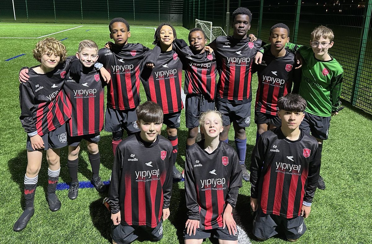 PE_NewmanRC's tweet photo. A convincing 10-3 win for our Yr 7’s boys in the Oldham league 👏
1-3 defeat for our Yr 7 girls who all showed fabulous team spirit and commitment 🙌 Well done to you all!
#teamnewman @NewmanRCCollege @NewmanRC_Head https://t.co/CB6gXjG2ta