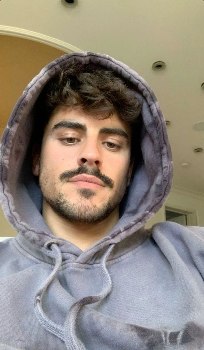 MaxGay7876's tweet photo. Should I shave this? https://t.co/Z6aihM0rTE