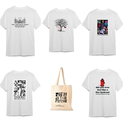 harryt_91's tweet photo. Hola! En mi emprendimiento (@pelusamerch) estoy liquidando productos en stock a MUY buen precio😋 
Yo que ustedes aprovecho para regalar o regalarse en navidad!

Abro hilo mostrando cada remera o tote bag, con su precio y link de la web🥰 https://t.co/jpKnvlqWET