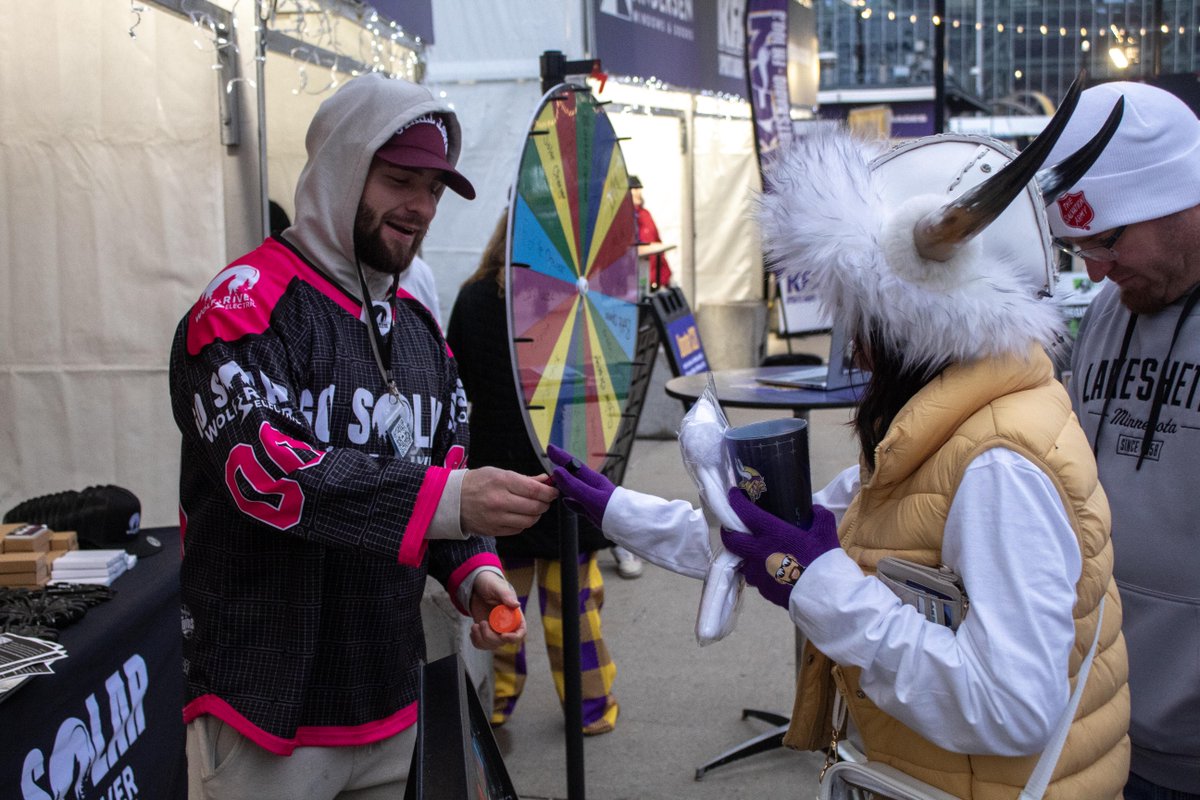 We’re ready to go for the Vikings vs. Bears game! 💜⚡️ We're having a great time chatting solar with fans and giving out awesome prizes.  Who's ready to get turned on and Go Solar? #Skol #SolarPower #GoVikings