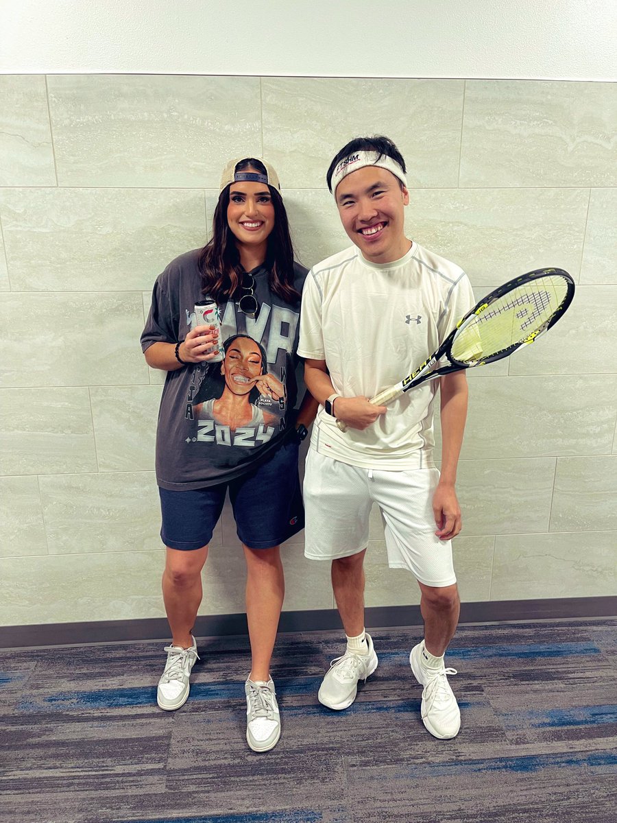 seedwardss's tweet photo. Frat Bro ๐ค Tennis Pro #RhymeWithoutReason @CoachZhu https://t.co/e5X8jFSIkI