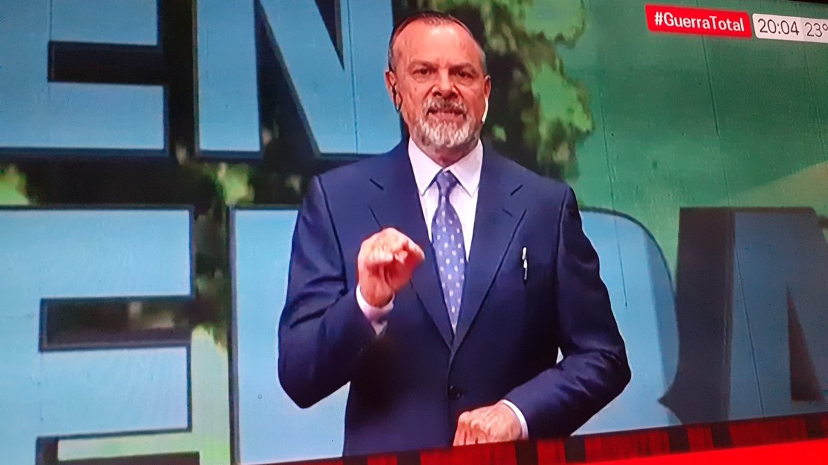 Vic_Guma's tweet image. #GuerraTotal @C5N 
@Gatosylvestre acá estamos Gustavo !!
SIGUE EN SHOW Y MIENTRAS TANTO HAY MILLONES DE ARGENTINOS MAL !!