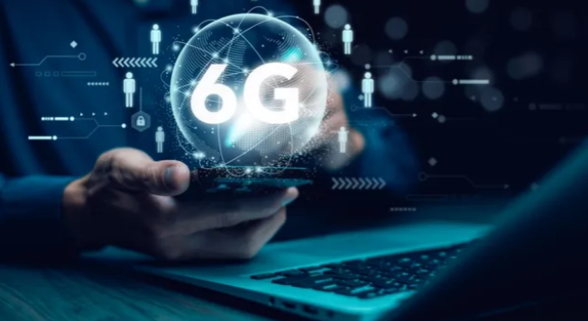 Get ready for the future of connectivity! <a href="/Qualcomm/">Qualcomm</a>'s SVP of Engineering and Global Head of Wireless Research <a href="/JohnEdwardSmee/">John Smee</a> gives us an exclusive look at how #6G will revolutionize wireless networks. From #AI integration to advanced IoT applications, discover the innovations