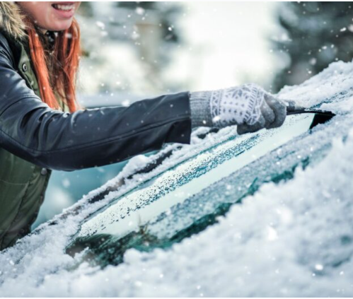 directcollision's tweet image. Winter is no joke when it comes to your car. Between icy roads and bone-chilling temperatures, staying prepared can make all the difference.
Here are some life hacks to help you survive the season. bit.ly/49H7CzW