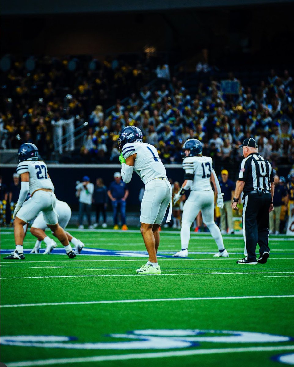 Senior Szn Highlight Tape!!!
- 55 Tackles 
- 2 int (1 46 yard pick 6)
- 9 PBU
- 1 Fumble recovery 
- 1 QB pressure 
<a href="/drkharp/">Kelly Withee Harper</a> <a href="/LSHS_FBRecruits/">Lone Star HS Football Recruiting</a> <a href="/CoachJRayburn/">Jeff Rayburn</a> <a href="/coach_johnson05/">Coach J_Johnson</a> <a href="/CoachHoneyBear1/">CoachHoneyBear🍯🐻</a> <a href="/KyleMossakowski/">CoachMoss</a> 
hudl.com/v/2Q2fd7
⬆️