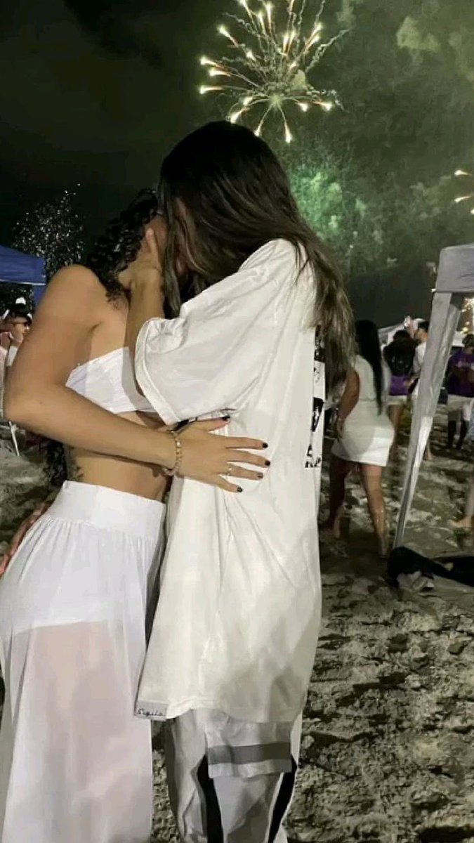 saficas's tweet photo. ERA O MEU SONHO https://t.co/XwpBaRkZMm