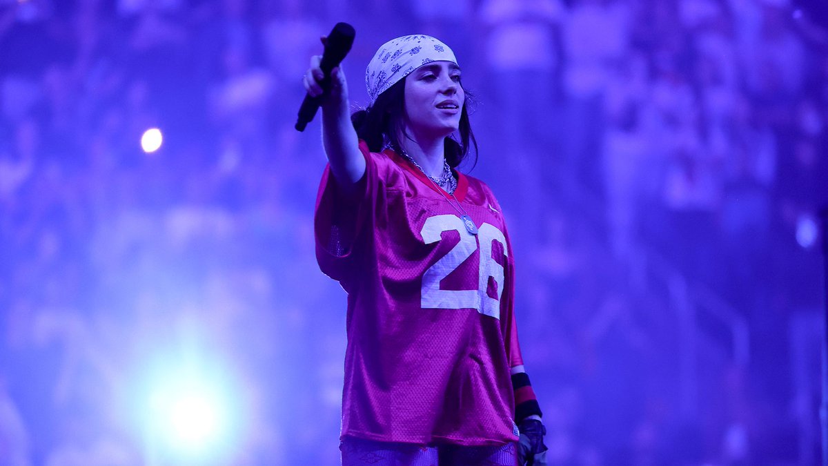 ComplexMusic's tweet photo. Complex LA to Host Billie Eilish Holiday Pop-Up Shop

Full details here: https://t.co/uZAGBW6P6J https://t.co/rellK5Qrtz