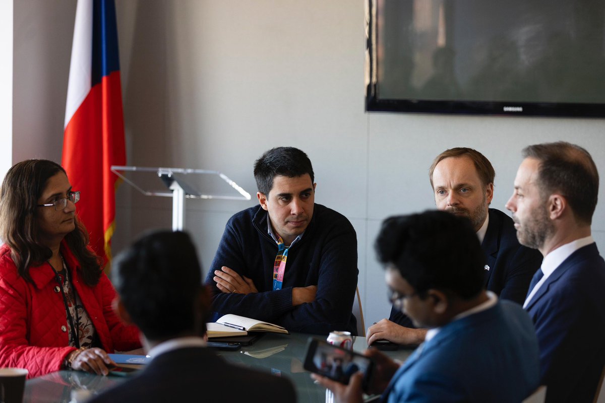 Felipe Paullier tweet media