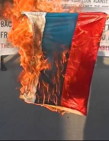 Alberto99266325's tweet photo. @ukrainiansquad #BrazilWithUkraine #RussiaIsATerroristState https://t.co/GfreRdo8jK