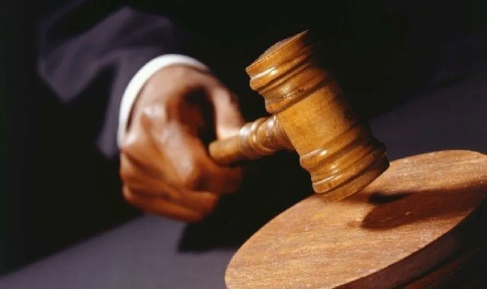 Su empleador murió y tuvo que demandar al hijo para cobrar la indemnización laboral

acortar.link/KDrmuz