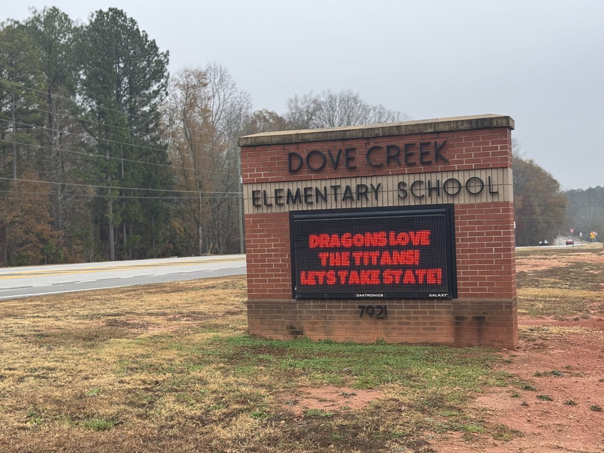 DCESDragons tweet media