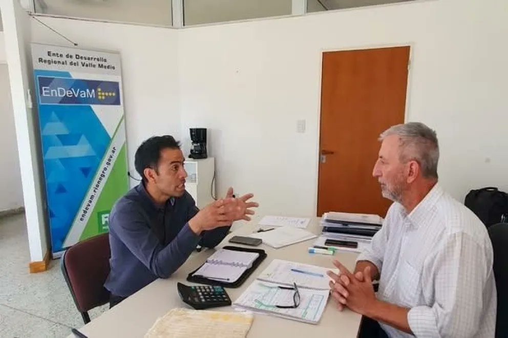 Acuerdos estratégicos para impulsar el desarrollo industrial y agrícola en la Región Sur y el Valle Medio

acortar.link/7FqrTO