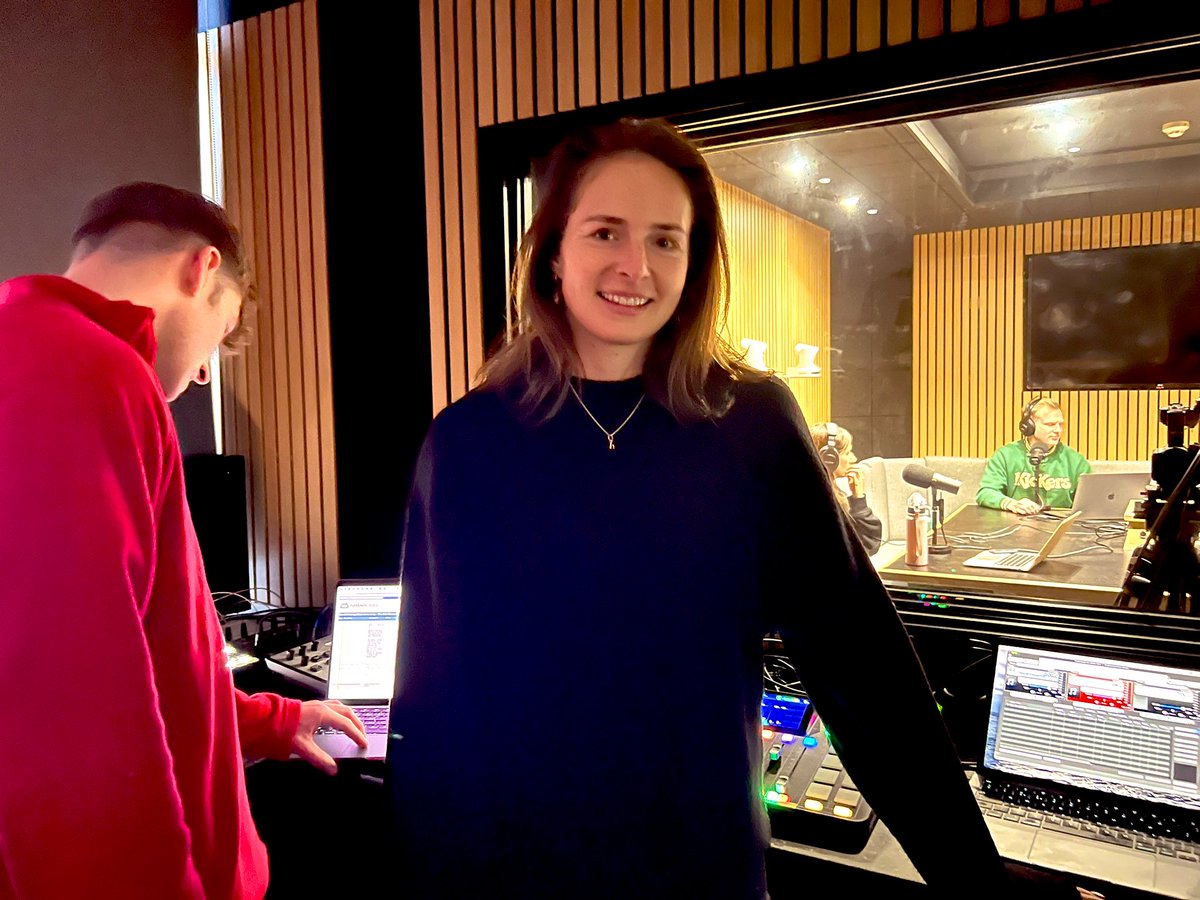 Then into the studio in the afternoon to make 3 x live radio sports shows…

With special guests from <a href="/cardiffdragons_/">LexisNexis Cardiff Dragons</a> <a href="/CMetNetball/">Cardiff Met Netball Club</a> &amp; <a href="/Met_athletics/">CardiffMet Athletics</a> &amp; a mix of news, chat &amp; features covering sports on and off campus

Listen to output on our Cardiff Met Sport TV youtube channel ⬇️