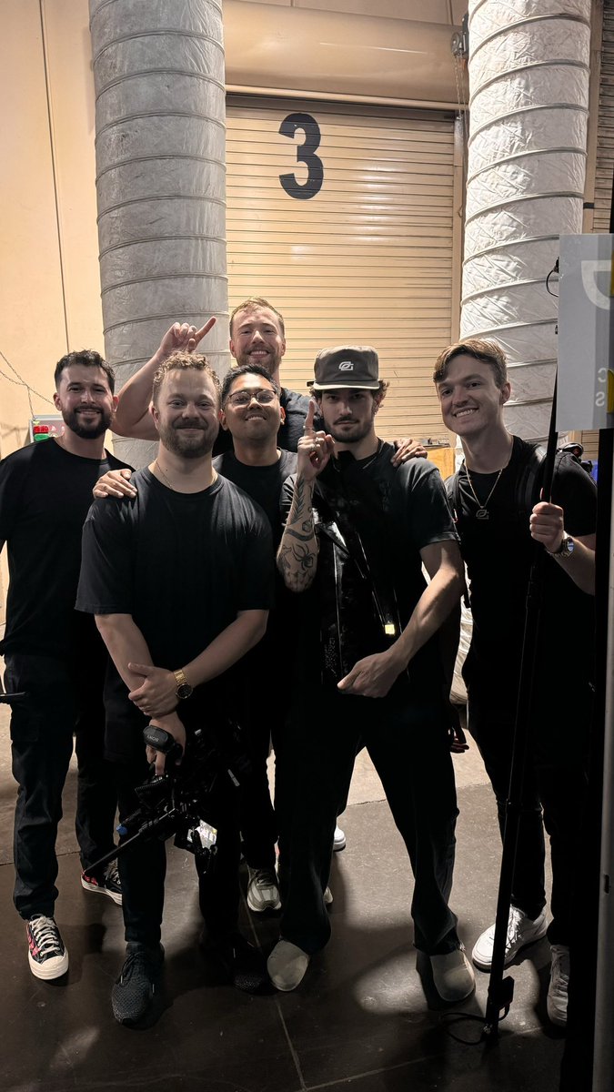 acvisual_'s tweet image. Just getting around to this now describes how busy and chaotic life has been the past few months building a couple new businesses and enjoying some much needed time with family. A few months back I decided to leave my position with OpTic and just wanted to extend an overdue thank…