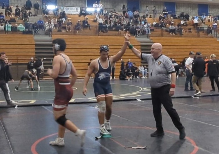 TheChampJones11's tweet photo. I had a great weekend of wrestling in Carlsbad, CA at the LCC Hamada Classic. I ended up taking 4th in the tournament. The transition from football to wrestling is always rough. https://t.co/nAkeYIsR4G