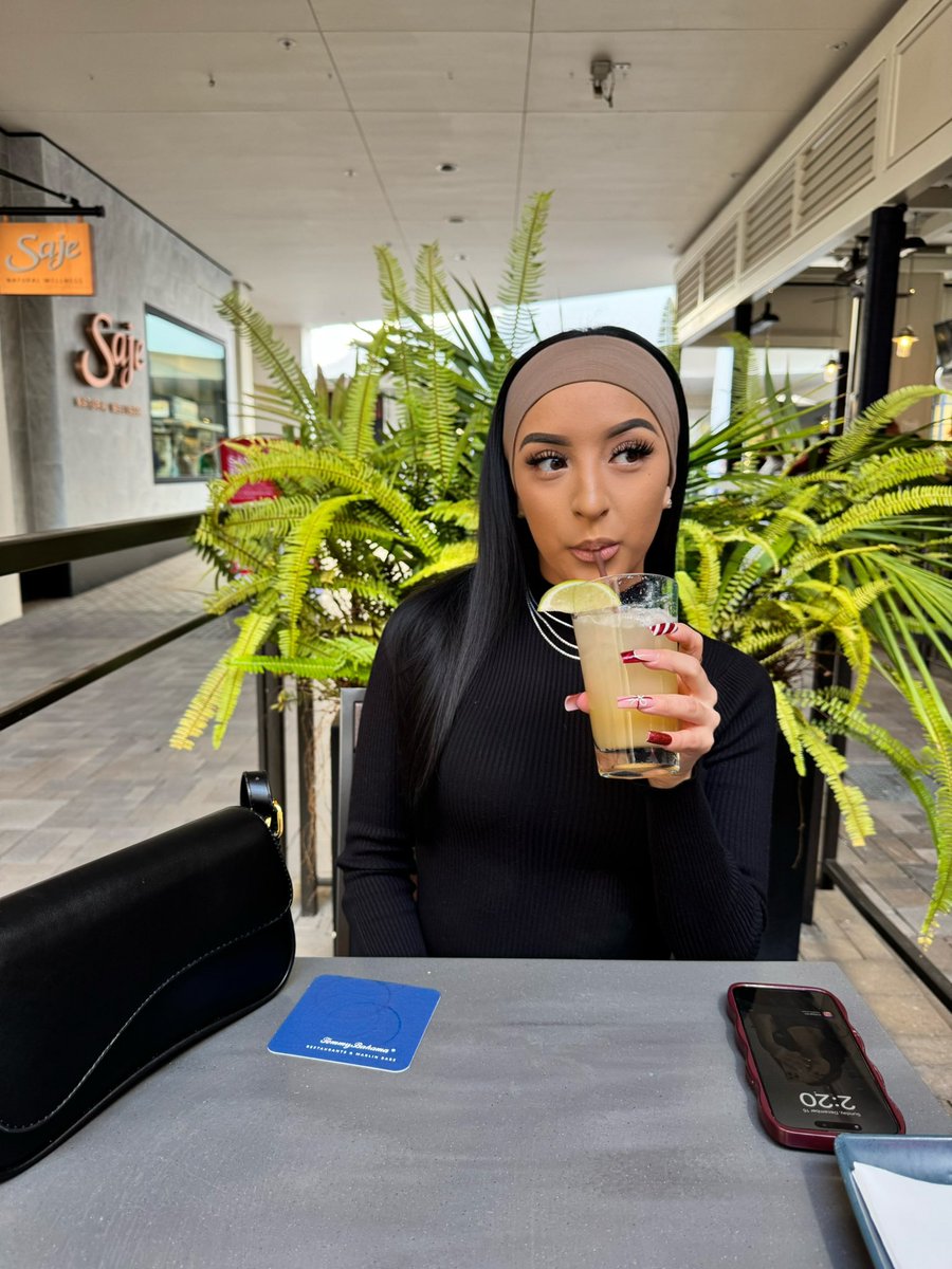 SimplyKarrr's tweet photo. 🖤🖤🖤 https://t.co/8BL9Wht4uh