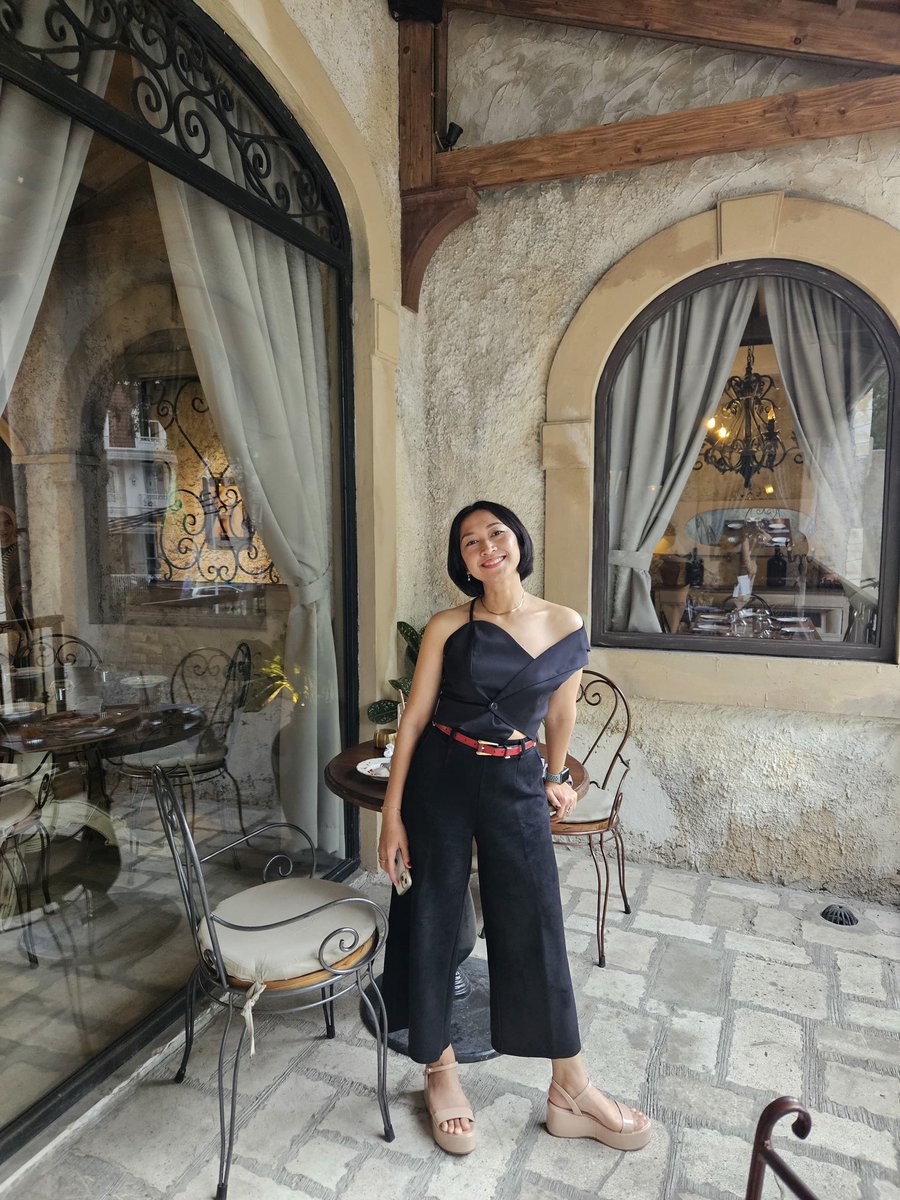 Senyum siap menyambut 2025 😊😀