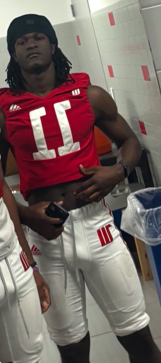 carti_cp16's tweet photo. After a great conversation and campus visit with @JimCollins_FB and @CoachRobLanders I’m very blessed very blessed to receive my first offer from @wittenberg ❤️🤍

@Coach__Jaytee #AGTG https://t.co/5Jbs4CltyL