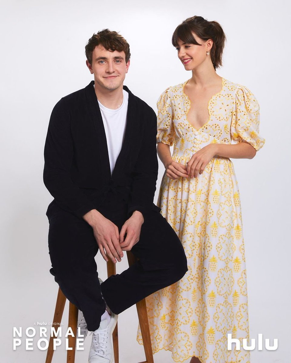 DiscusingFilmRP's tweet image. 🎬 › 𝗗𝗶𝘀𝗰𝘂𝘀𝘀𝗶𝗻𝗴 𝗙𝗶𝗹𝗺 © 𝟚𝟘𝟚𝟜!
𝗠𝗼𝘃𝗶𝗲𝘀 › N͟e͟w͟s͟
𝘁𝗮𝗴: #RPDiscussingFilm

𝗔𝗻𝗴𝗲𝗹𝗶𝗾𝘂𝗲 𝗛𝘂𝗱𝘀𝗼𝗻 (@xtherwred) and 𝗣𝗮𝘂𝗹 𝗠𝗲𝘀𝗰𝗮𝗹 (@mescalitop) have been cast in the adaptation of Sally Rooney's book under the same name #iNormalPeopleRP.