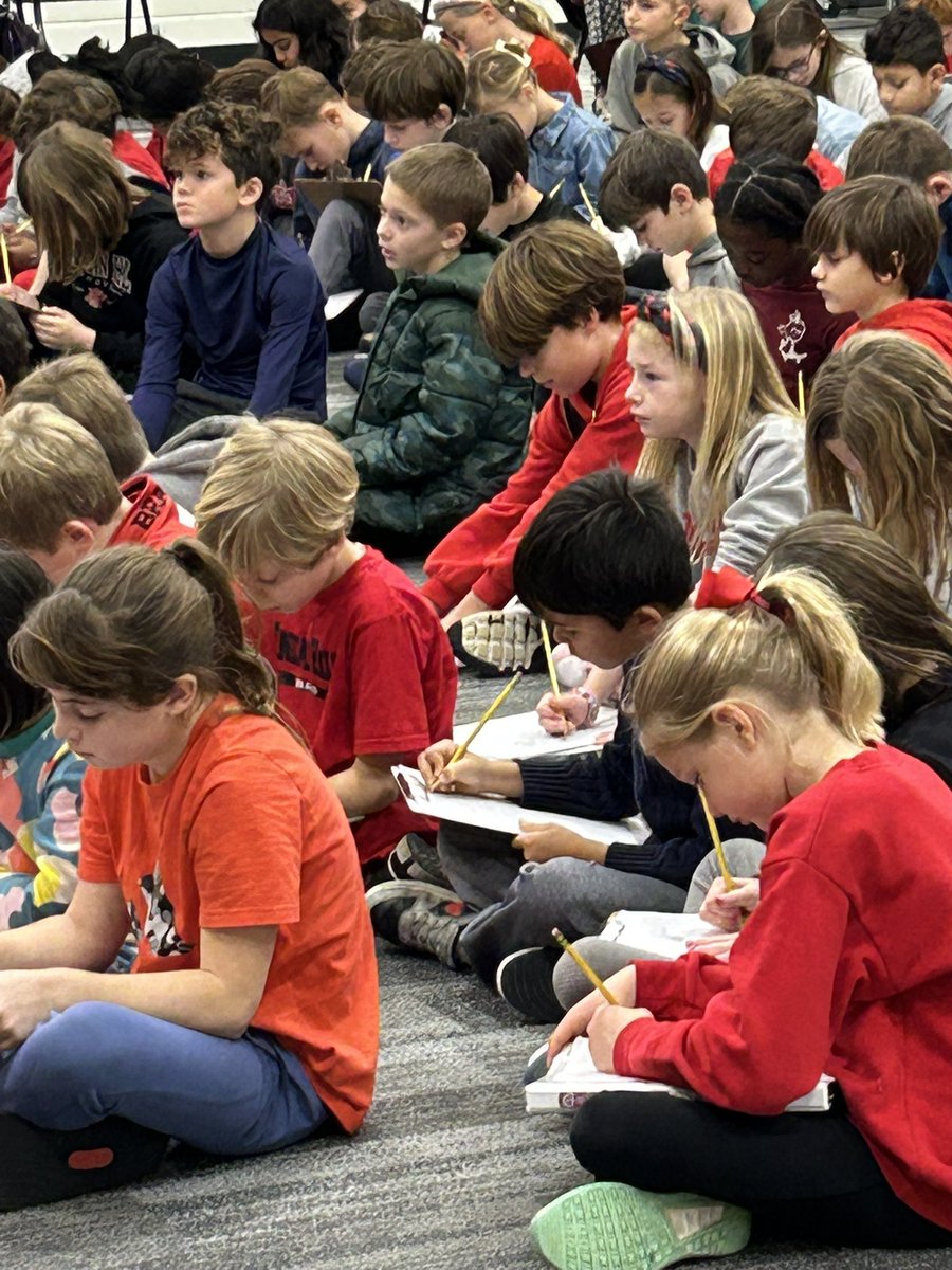 Sara Jones tweet media