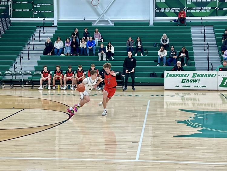 DaytonISDKY's tweet photo. Our JV #Greendevils tamed the Calvary Christian Cougars tonight on #StanSteidelCourt, 37-32! #GoGreendevils #DaytonPride #RunninWiththeDevils https://t.co/2vv2TWuGKd
