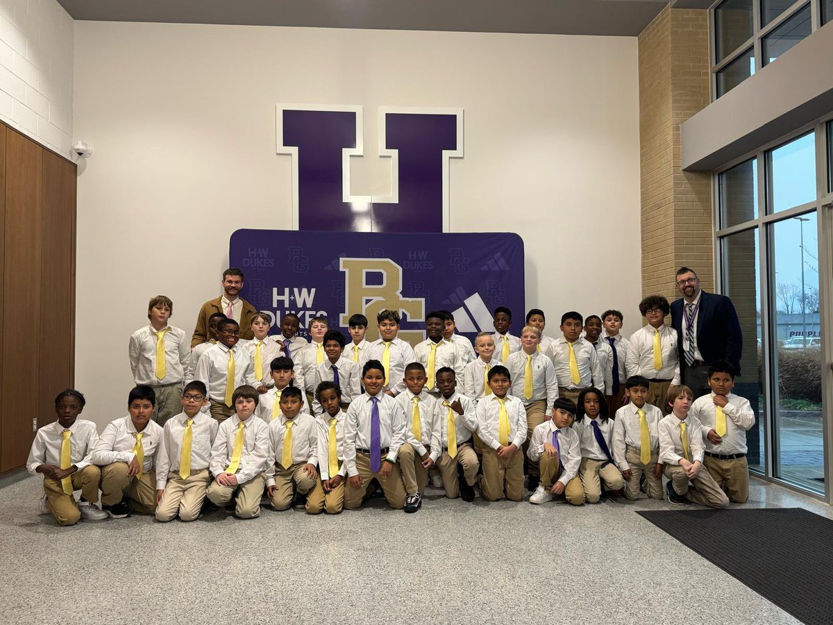 dishmanmcginnis's tweet photo. Our boys in Boys to Men have such bright futures! We are so proud of them, and they are proud of their new ties! 👨🏽‍💼 https://t.co/alySOP1CCp