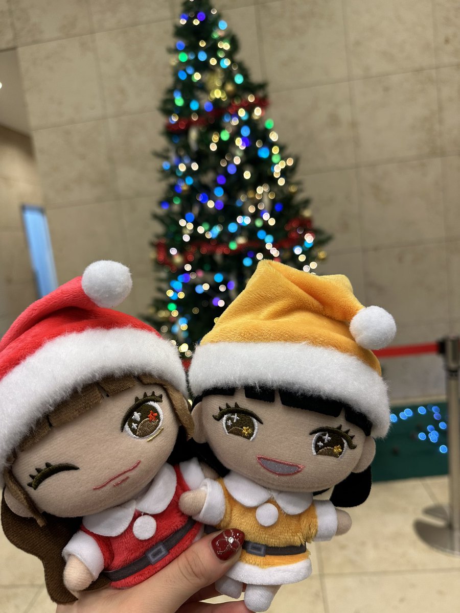 毎年風船が飛んでるのか分かりませんが

やっと20歳になりました🎂
ファミリーの方と飲みに行こう！ができるようになりました

今年は頑張ってファミリーの知り合いを増やしたいなと思っています

これからもえびちゅうファミリーとして楽しみます✨