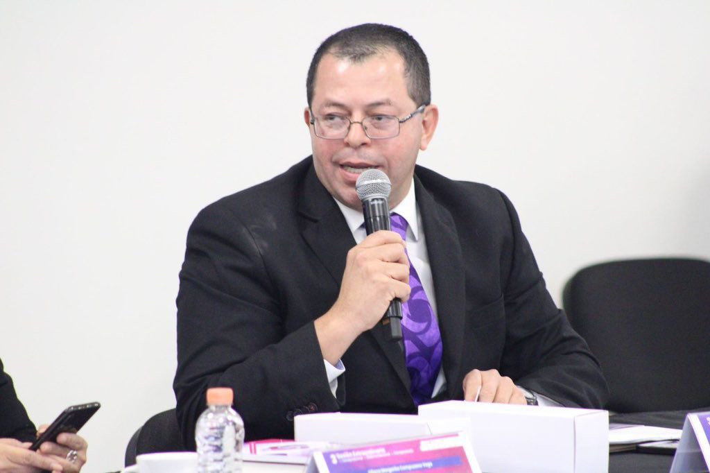JoseAlfredoBelt's tweet photo. #Informe #Comisión
Hoy al seno del Consejo Nacional del Sistema Nacional de Transparencia @CONAIP_SNT entregué el informe de actividades de la Comisión de Vinculación, Promoción, Difusión y Comunicación Social @Vinculacion_SNT que a nivel nacional coordiné durante el periodo 2023-2024.
Mi gratitud con el pleno del @INAImexico @AdrianAlcala75 @bl_ibarra @JosefinaRomanV y de manera particular con la comisionada @JulietDelrio, integrante de esta comisión, por todo el apoyo; a la secretaria @xitgomezteran, y comisionados y comisionadas de todo el país integrantes de esta instancia. Seguiremos trabajando hasta el último día de funciones, honrando la responsabilidad conferida en su momento por el @congresosinaloa.
#Agradecido 🤗