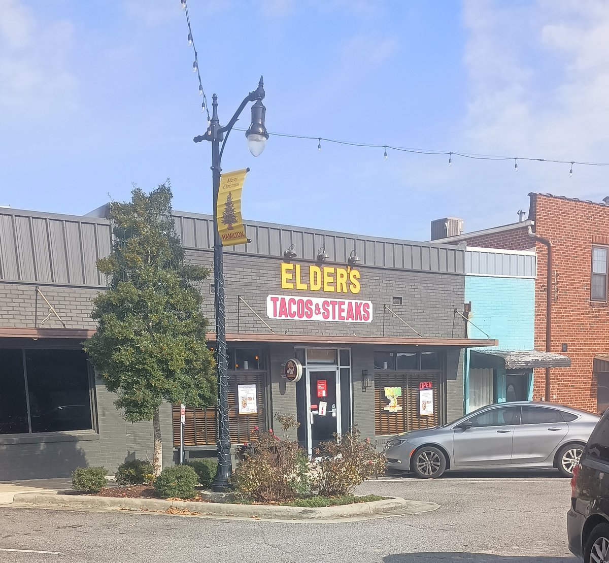 TuckerShift4's tweet photo. Elder's Tacos & Steaks added on their second and final current location to the @SkyTabPOS by @Shift4 family! They are going #BoldlyForward with integrated Online Ordering through DoorDash & UberEats, secured payments and that sleek look! #TeamFour #SexyTech https://t.co/e29fa8wGrE