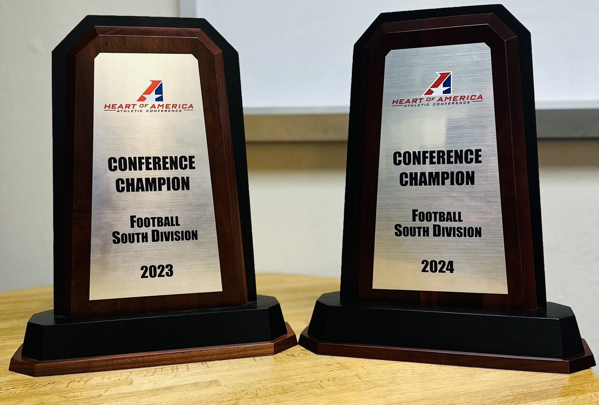 After a conversation this morning with <a href="/CoachHansen_/">Paul Hansen</a> I’m overly pleased to announce that I’ve received an offer from <a href="/MNUFootball_/">MNUFootball</a> !
<a href="/carthagefball/">Carthage Football</a> <a href="/carter_gus/">Gus Carter</a> <a href="/AverySneed60/">Avery Sneed</a>