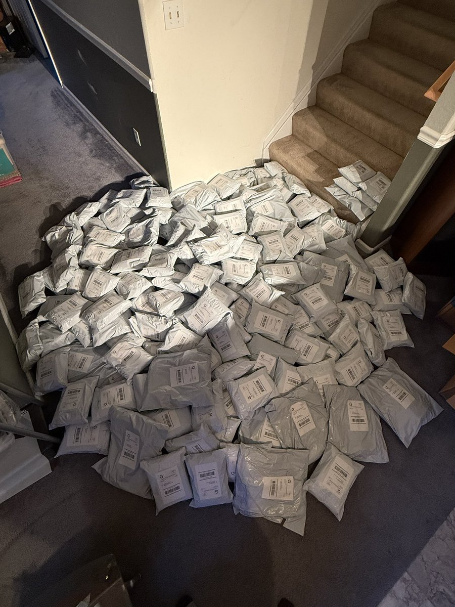 Money Monday 📈🤑💰<a href="/flips4miles/">Miles</a>