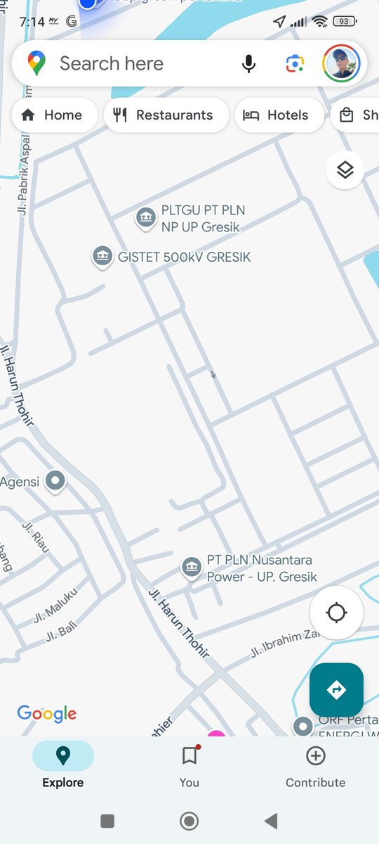 boytrek's tweet photo. Awalnya sering penasaran kenapa tiap pagi lewat depan PJB security nya bersiap satu nyegat arus kendaraan satunya mempersilahkan nyebrang dan masuk.

Ternyata ada kendaraan yang mirip denganku, sama² pabrikan Jepang, warna sama hitam, dia L xxxc ACx aku L xxxx DAx

Oala ya ya ya https://t.co/PeaR3frWPK