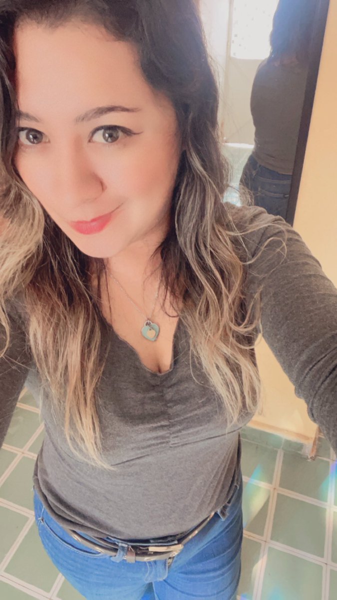 anasantos2906's tweet photo. La mujer que dejaste llorando por ti
ya no existe, y como dicen por ahí:
«todo lo que se va vuelve, pero no todo lo que vuelve encuentra lo que dejó» -Elizabeth Sánchez #TryAgain #love https://t.co/enFBNFvI6A