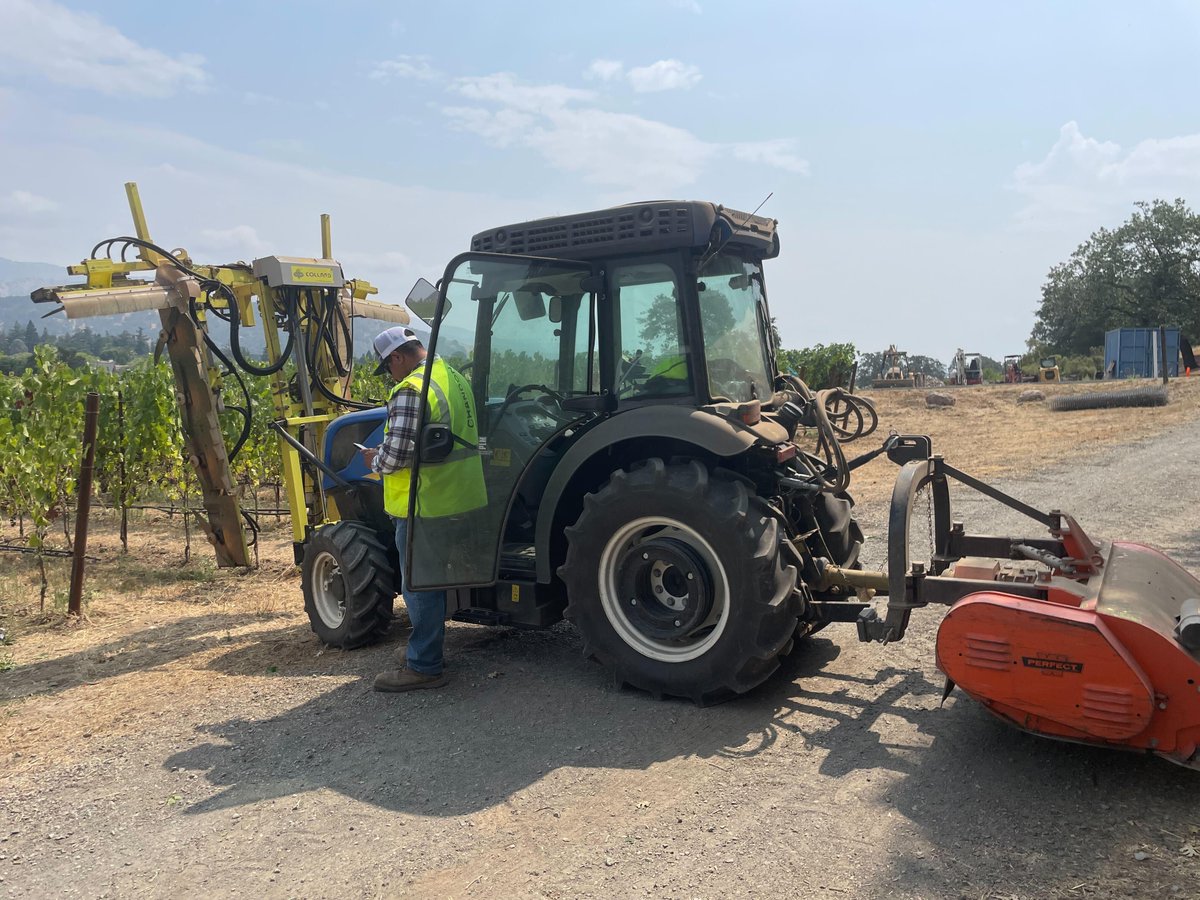 After spraying, your crew needs to know when it’s safe to get back in the field. IntelliCulture’s real-time REI tracking keeps it simple—no missed signs, no confusion, no wasted time. Keep your team safe and your farm efficient. Let’s talk! 🚜