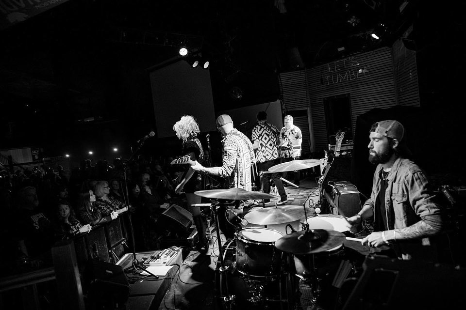 Hometown show opening for I Mother Earth at the Ale House 🖤