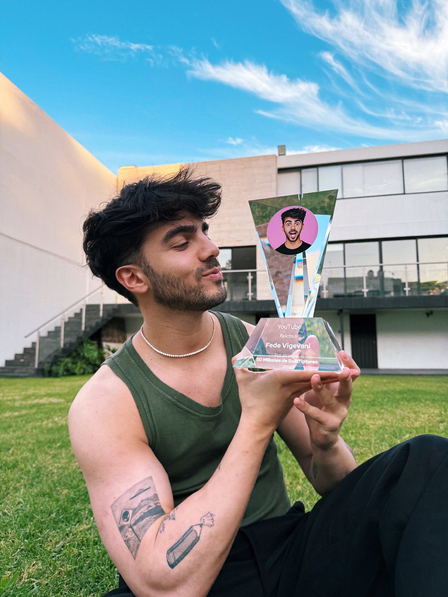 fedevigevani's tweet photo. 60 millones y nueva placa de 50 millones 🥳 https://t.co/g84UkQ72b6