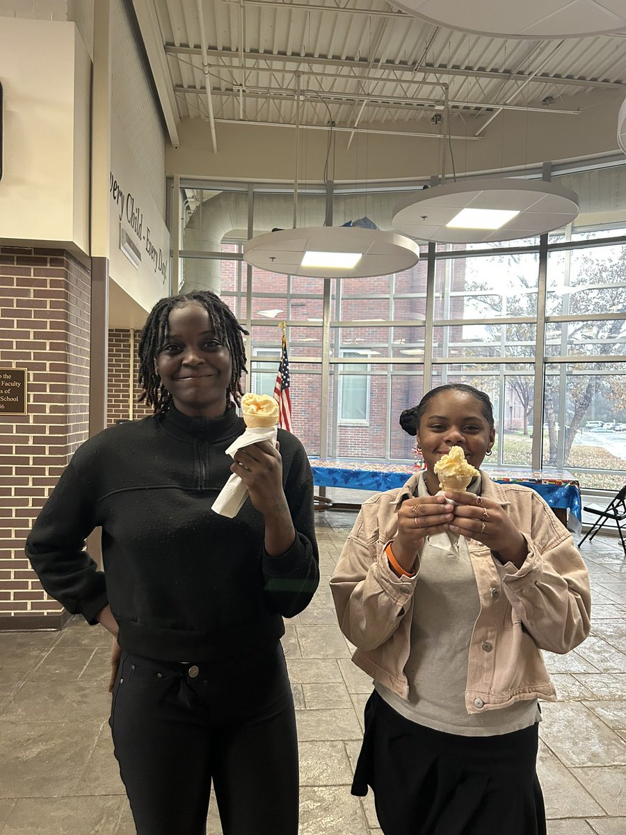 MadisonMiddleSchool tweet media