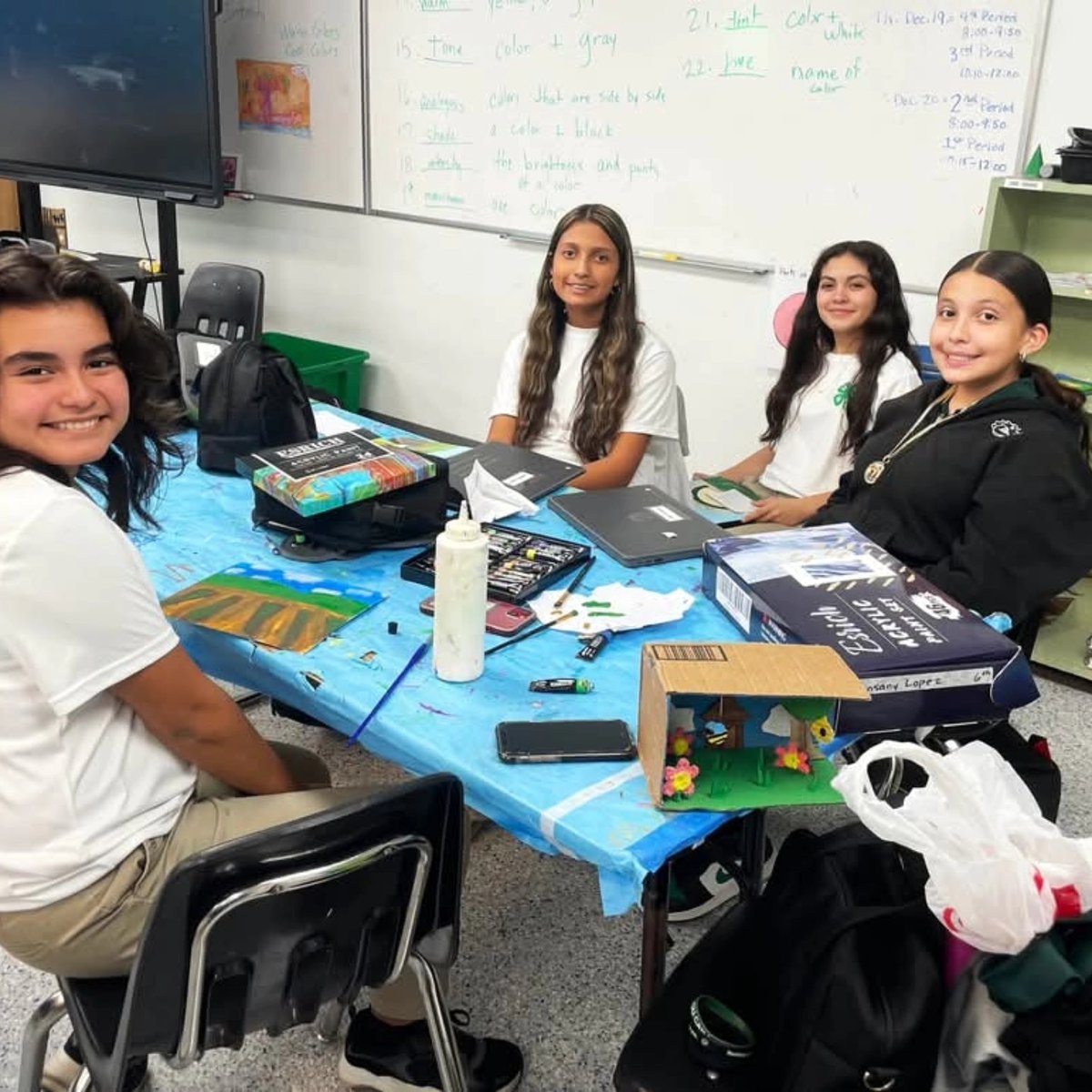 palmbeach4h's tweet photo. Amazed watching the @gladesdayschool #4H Art Club present their @SoFlaFair entries, combining creativity with a deep understanding of #agriculture. Congrats! We are so proud of you! 🍀Huge thank you to club leader, Mrs. Marin. #FindYourSpark #Opportunity4All #palmbeach4h https://t.co/k3Tvxj0yks