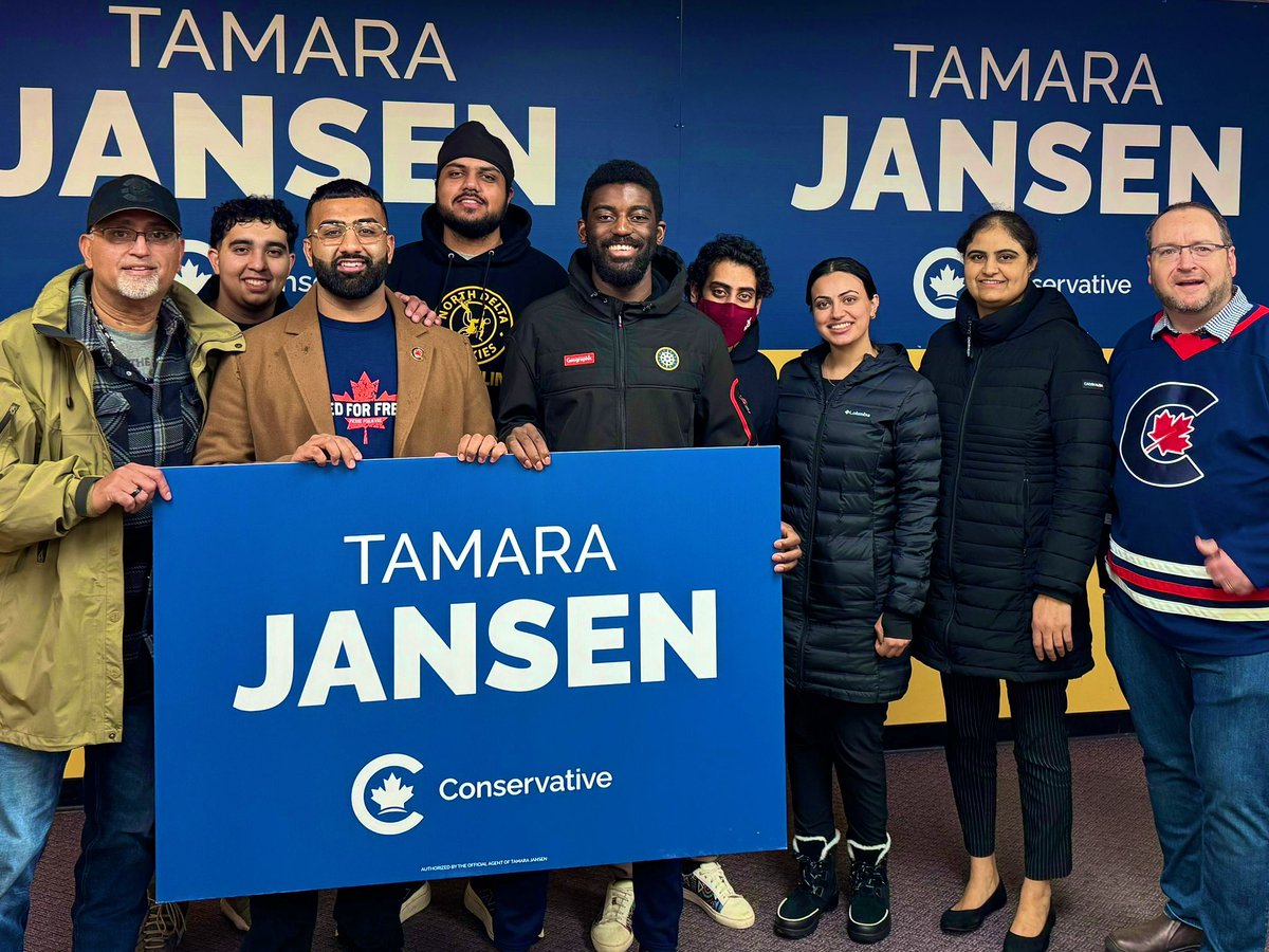 jessysahota_'s tweet photo. Team Delta, bringing it home for our Langley Candidate Tamara Jansen💙🇨🇦
#teamcommonsense https://t.co/8DrBSymjLL