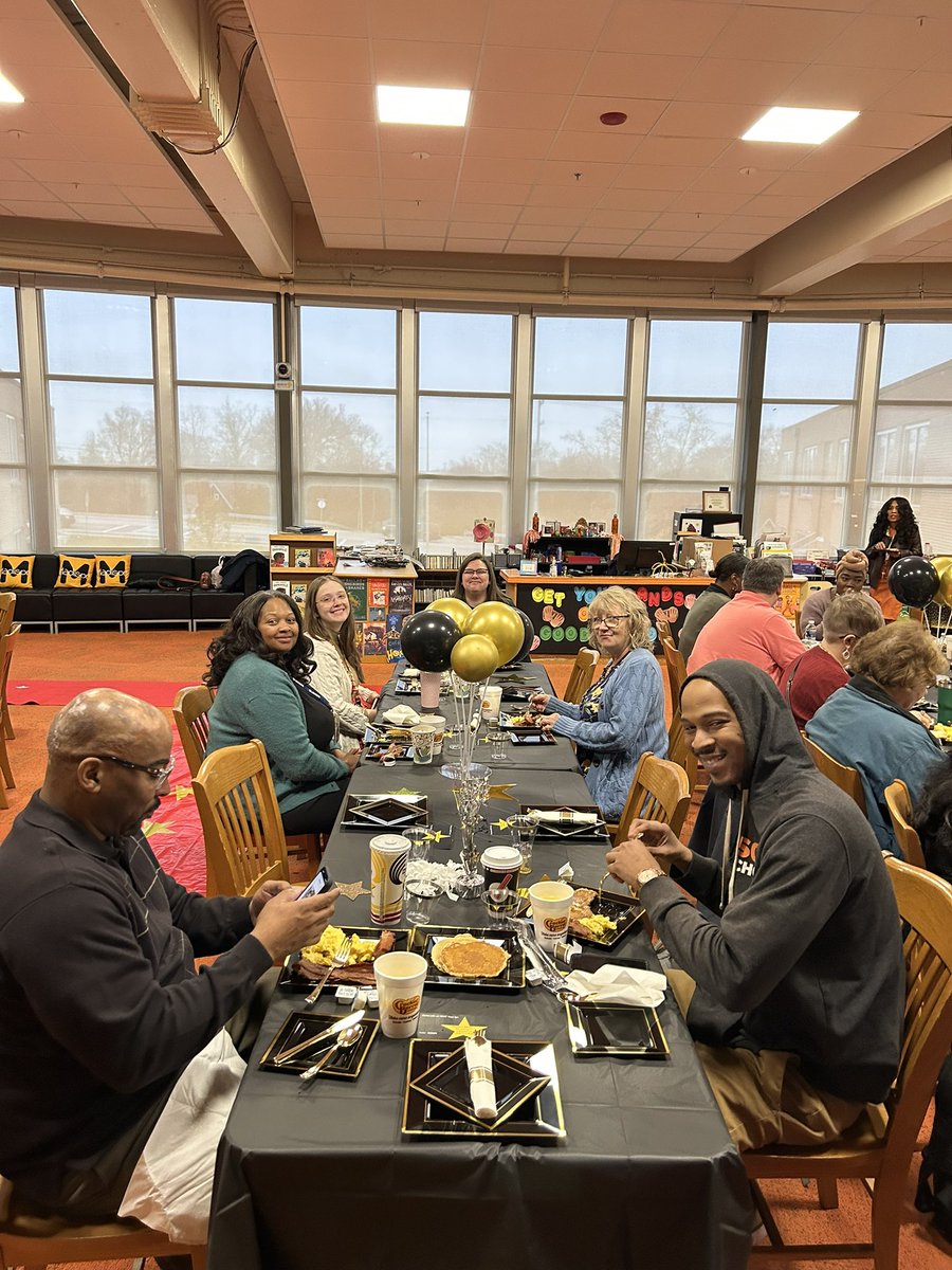 MadisonMiddleSchool tweet media