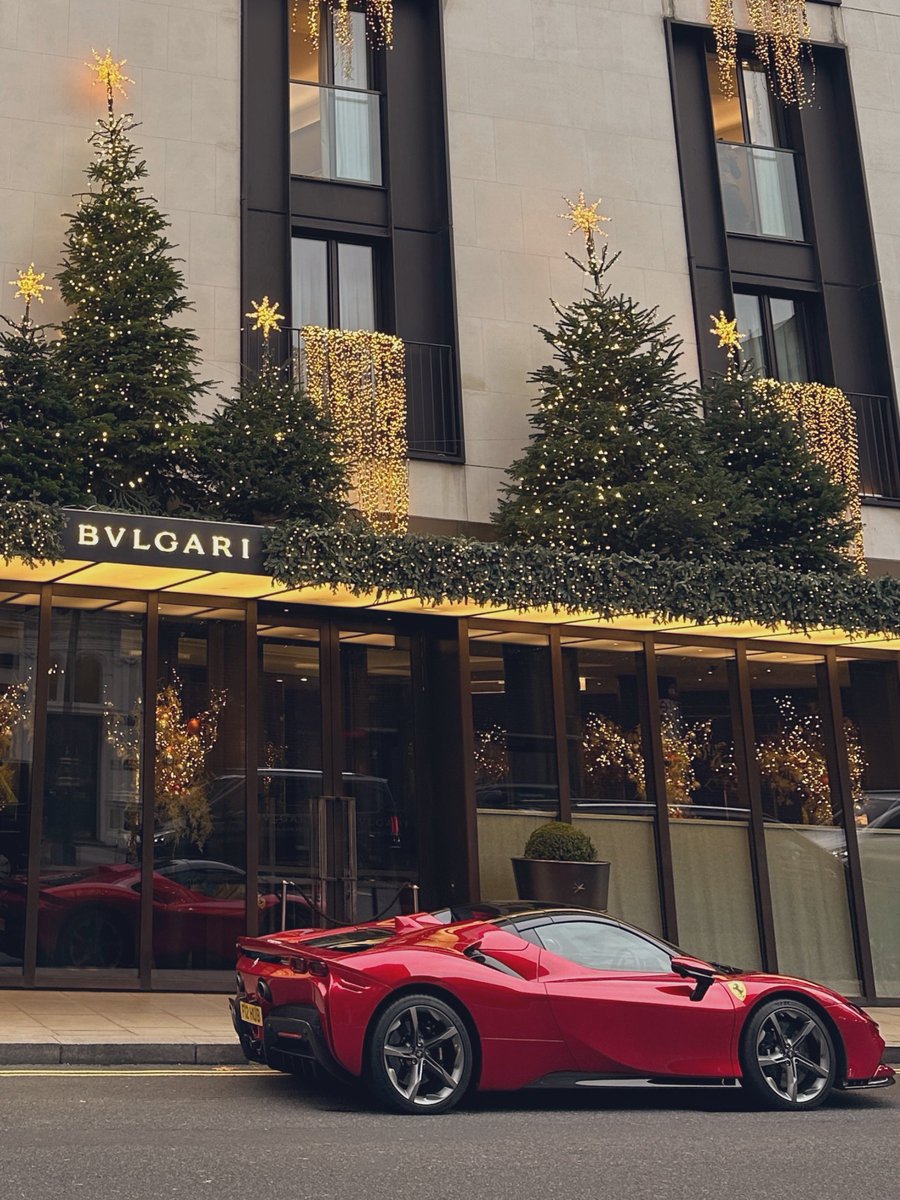 kmkdxb's tweet photo. habibi come to London 🇬🇧 https://t.co/PZEVtvJ5u9