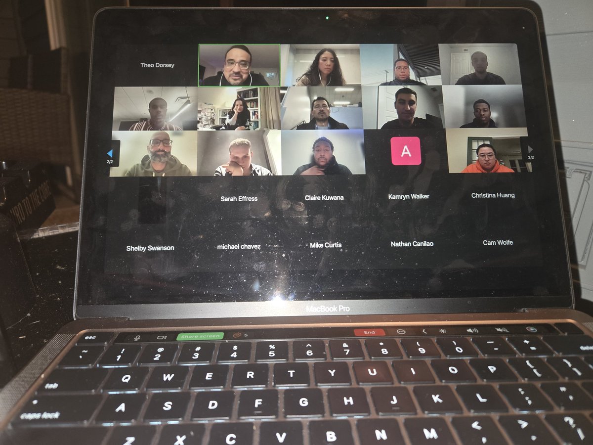 nabjprez2011's tweet photo. Love hanging out with the @SJI_Update family on a Holiday Zoom call! https://t.co/xdEwg8v6sw