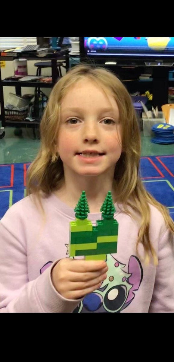 keconk14's tweet photo. Building hearts is cool! ❤️#BuildToGive #lovelearningatbfe @escaptura1 https://t.co/uBHKwN48qP