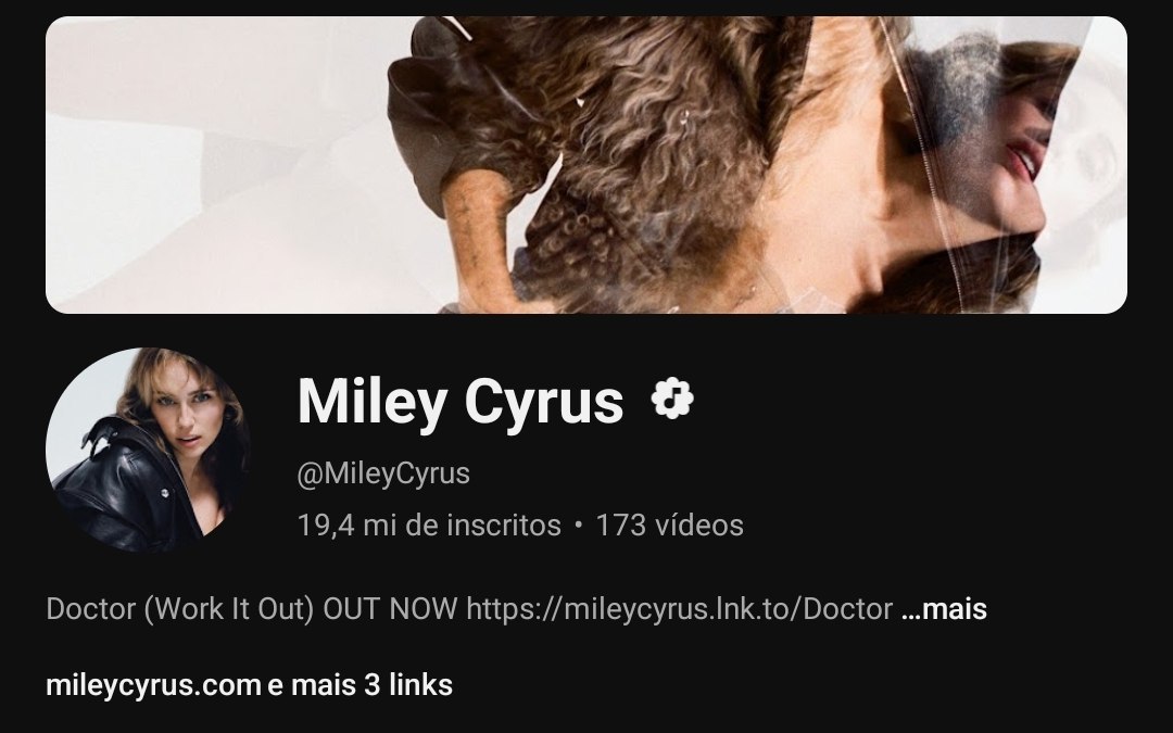 mileycyrusyt's tweet photo. Miley Cyrus actualiza sus perfiles!!! La nueva era está por comenzar 😍
#MileyCyrus #MileyIsComimg #SheIsComing https://t.co/m37dNCdhq8